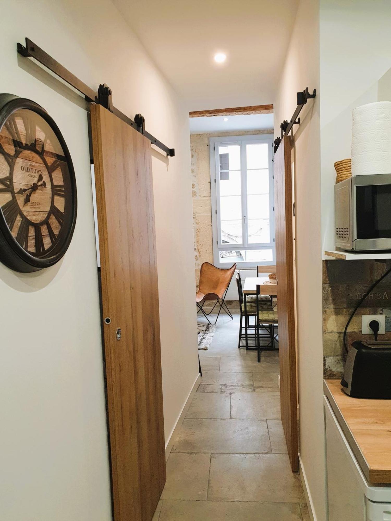 Appartement Cosy Dans Le Centre Historique Montpellier Exterior foto
